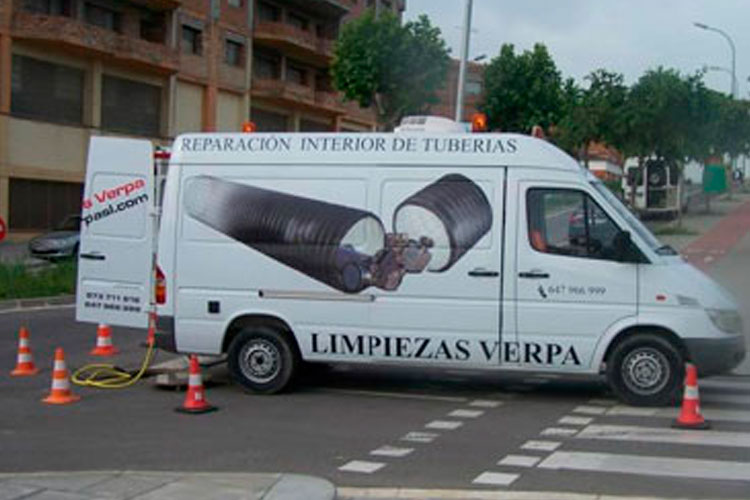 Reparación mediante robot fresador